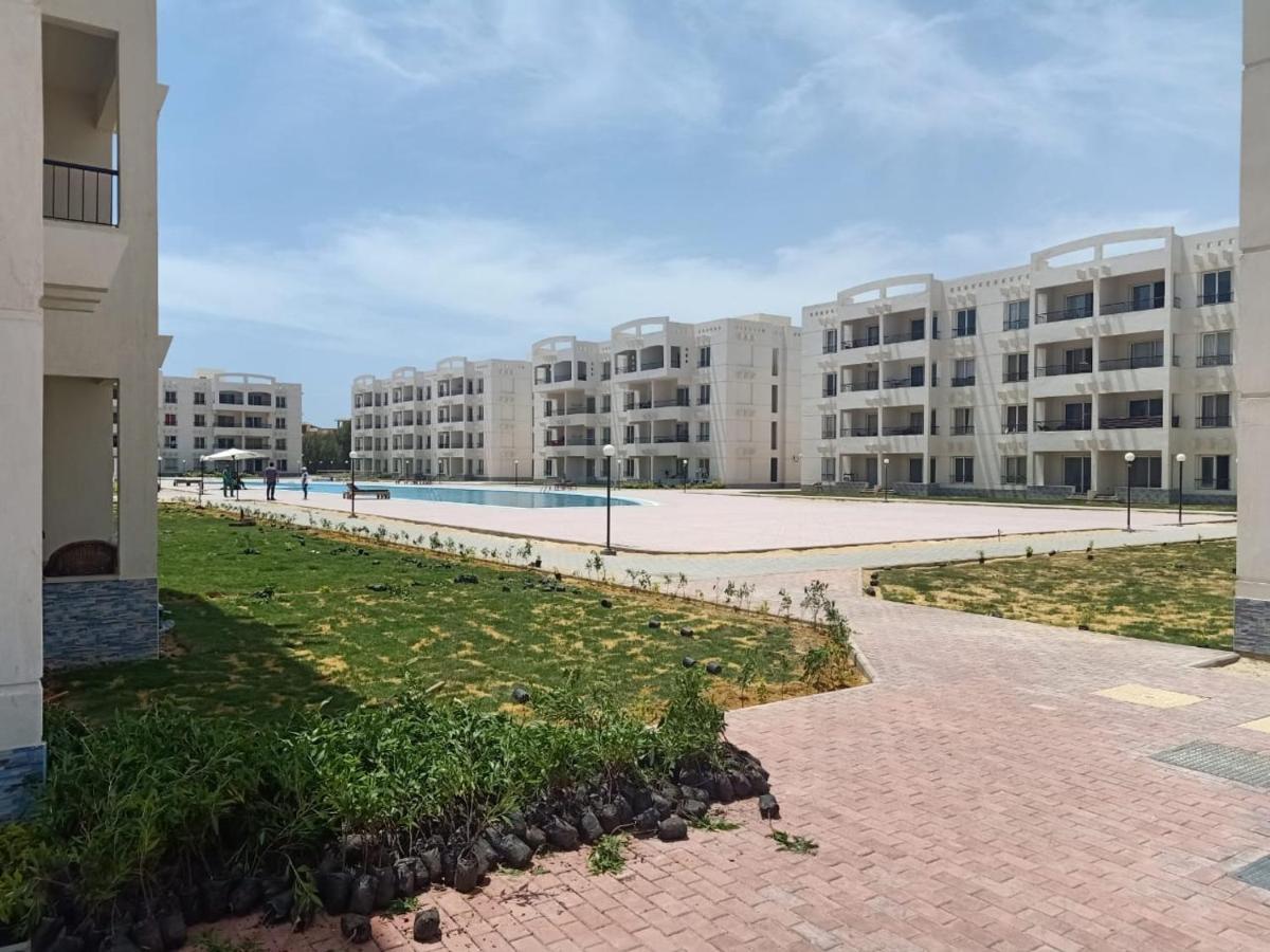 شاليه فرش فندقي بقرية بالميرا بيتش العين السخنه للعائلات Ain Sukhna Exterior foto