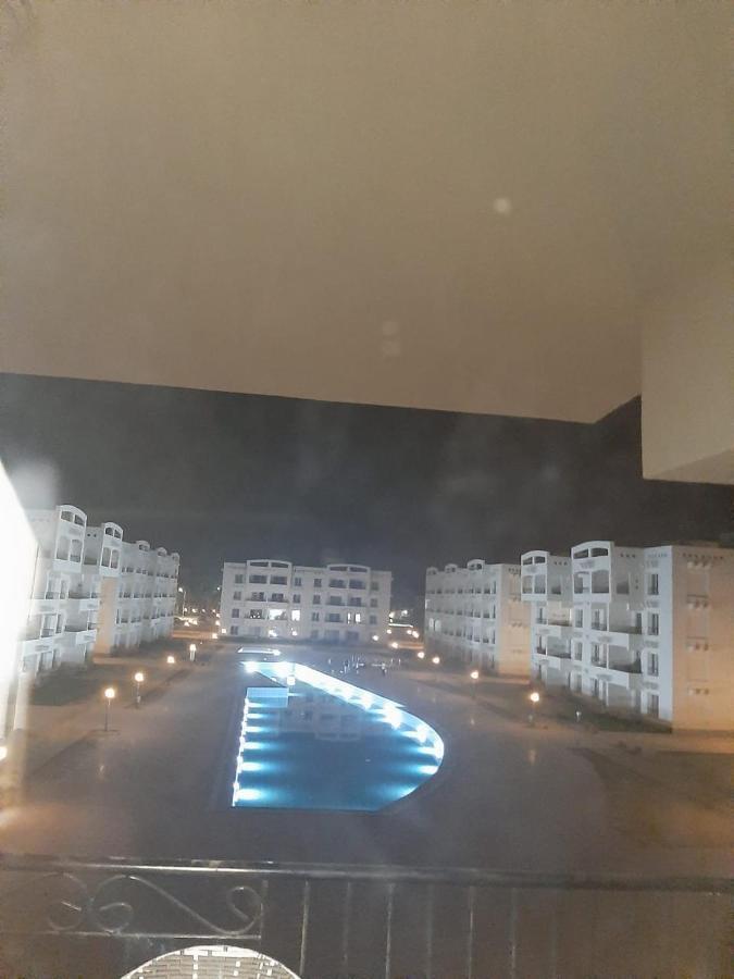 شاليه فرش فندقي بقرية بالميرا بيتش العين السخنه للعائلات Ain Sukhna Exterior foto