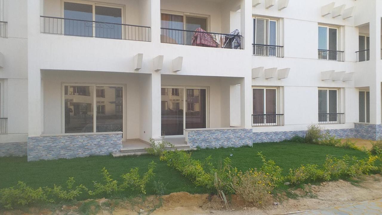 Shalih Frsh Fndki Bkria Balmira Bić Alain Alskhnh Apartment Ain Sukhna Exterior foto